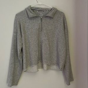 Aerie pull over